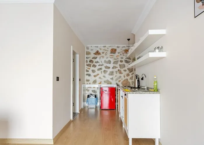 Beachfront Cliff House - Private Casa de Férias *