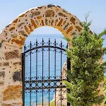 Сasa de vacaciones Beachfront Cliff House - Private