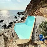 Beachfront Cliff House - Private Semesterbostad Alanya