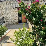 Semesterbostad Beachfront Cliff House - Private Alanya