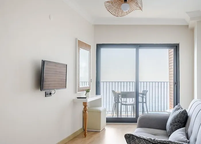 Beachfront Cliff House - Private Semesterbostad Alanya