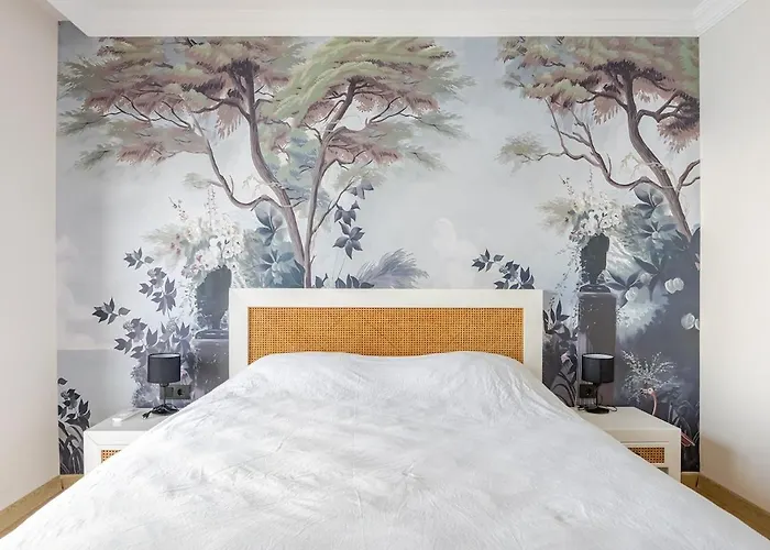 Beachfront Cliff House - Private *