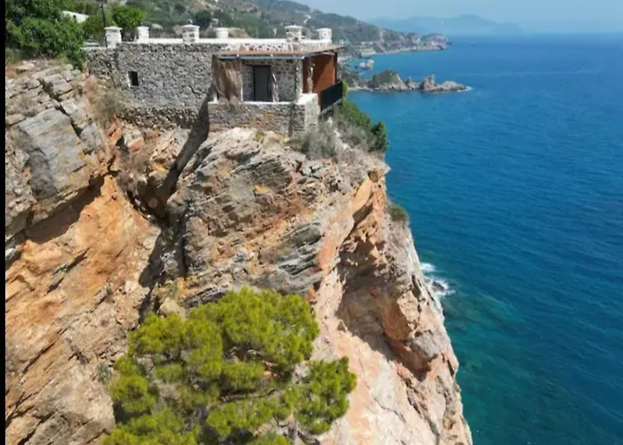 Beachfront Cliff House - Private Alanya